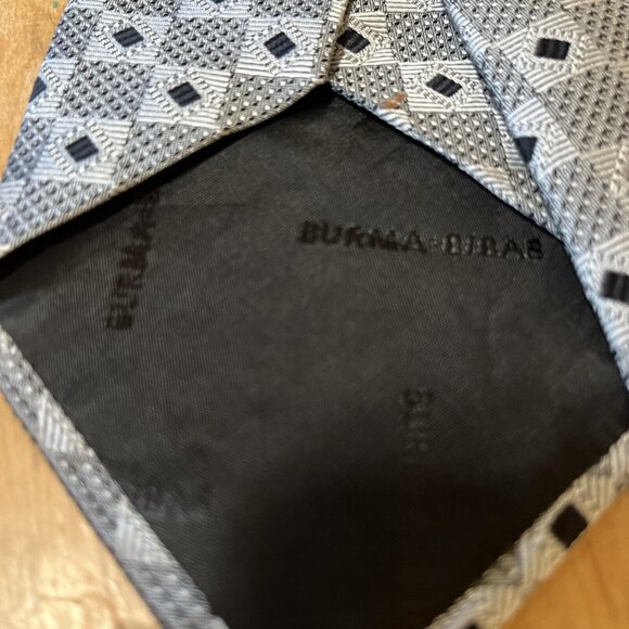 BURMA-BIBAS All Woven Gray W/ Black Geometric Design Silk Tie Made U.S.A. - Picture 4 of 6